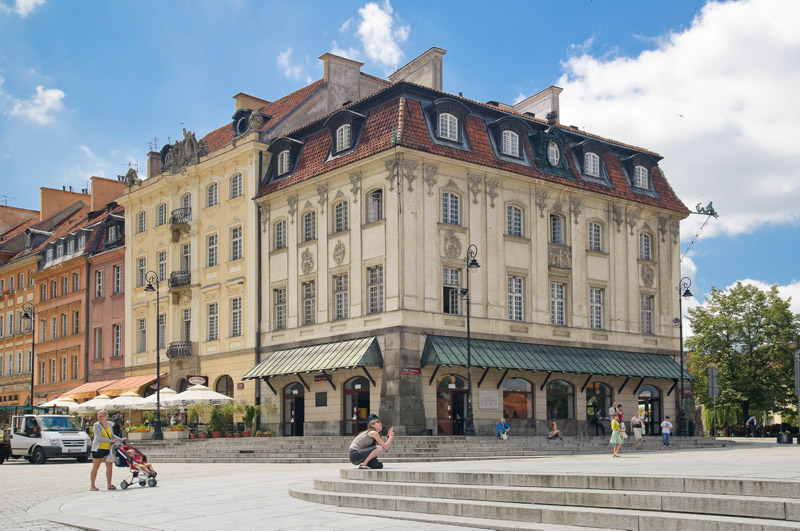 Fundacja Domu Literatury i Domów Pracy Twórczej,Dom Literatury w Warszawie
